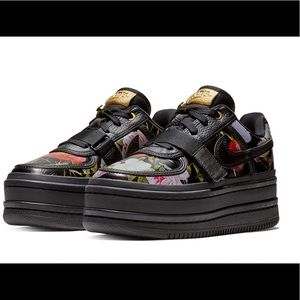 Nike Vandal 2K Floral